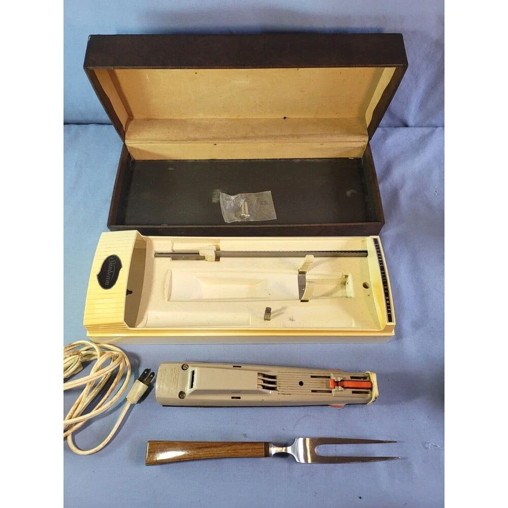 Electric Carving Fork & Knife Food Slicing Sunbeam Wall Mountable Corded Vintage